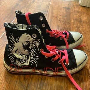 Converse BLONDIE High-Top Sneakers with Pink Laces